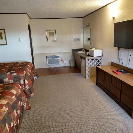 Budget Host 4U Motel Bowman Εξωτερικό φωτογραφία